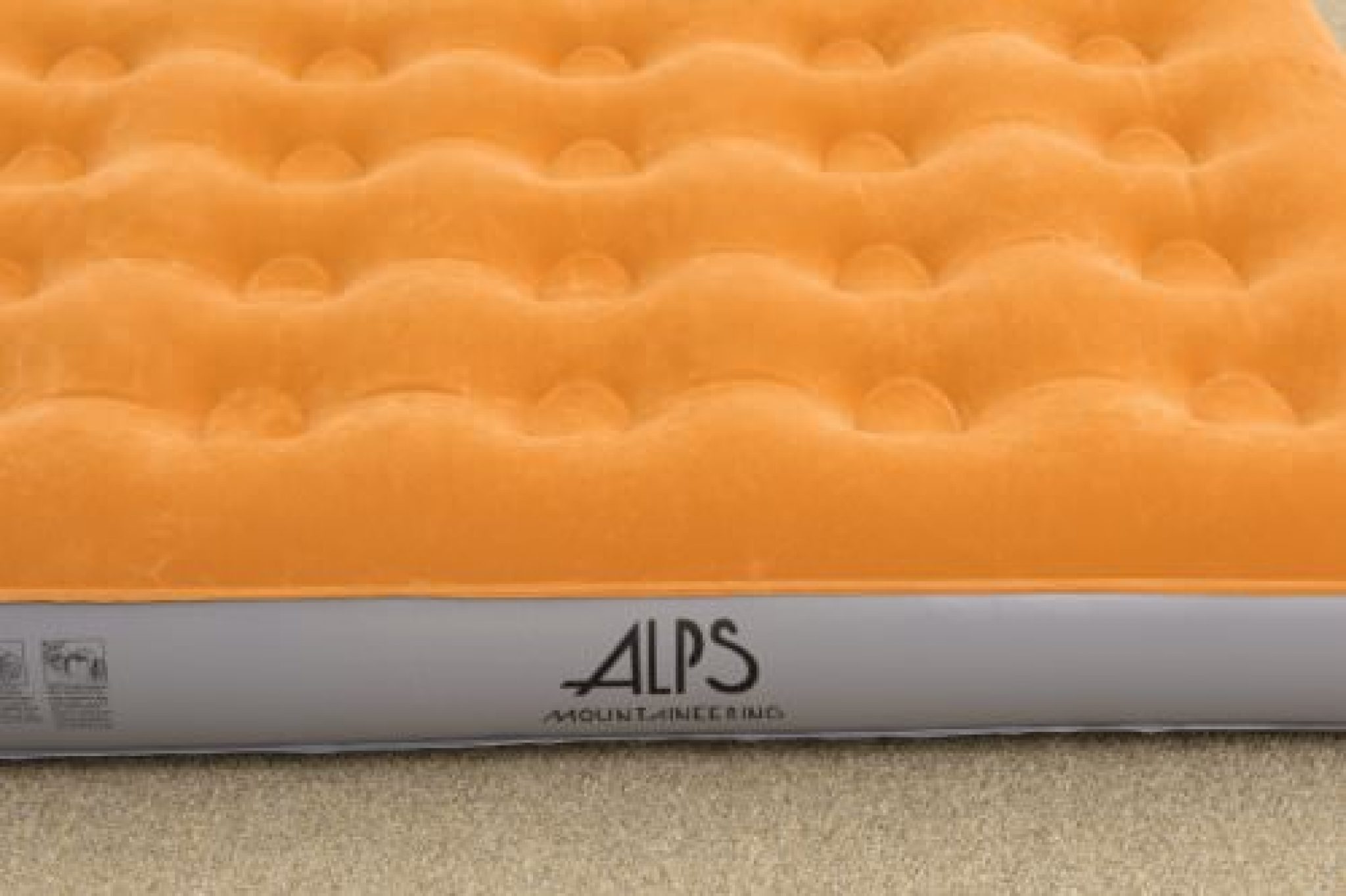 ALPS Mountaineering Rechargeable Air Bed Camp Stuffs