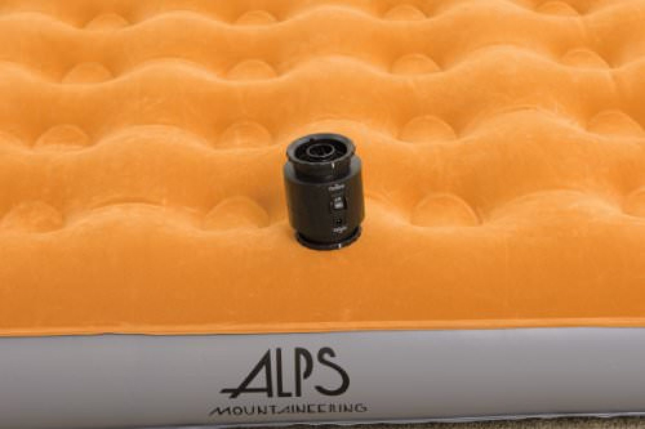 ALPS Mountaineering Rechargeable Air Bed Camp Stuffs
